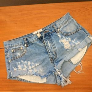 ** THIS ITEM HAS SOLD SOLD SOLD - -- One Teaspoon Bandits EUC